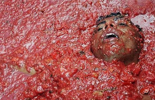 buñol_LaTomatina_food_fight_03 buñol_LaTomatina_food_fight_03