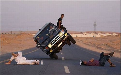 lado_extreme_car_stunts_12