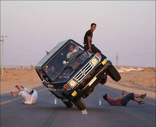lado_extreme_car_stunts_14