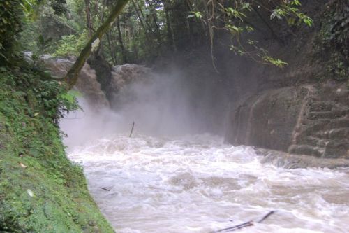 dangerous_waterfalls_08 dangerous_waterfalls_08